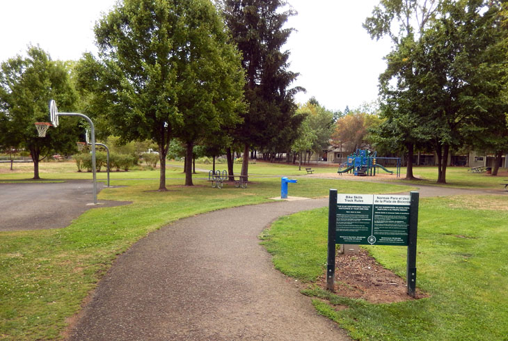 Se busca obtener los comentarios del público sobre la actualización del plan maestro para Eichler Park