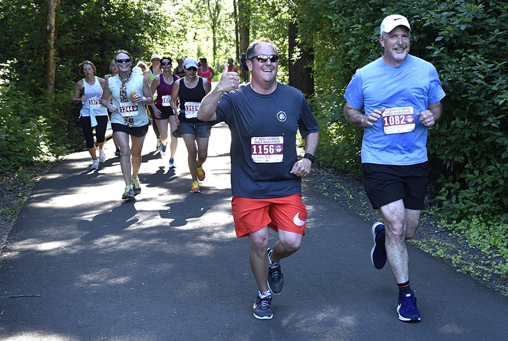 Jones, Fagin run Rose Festival Half Marathon together