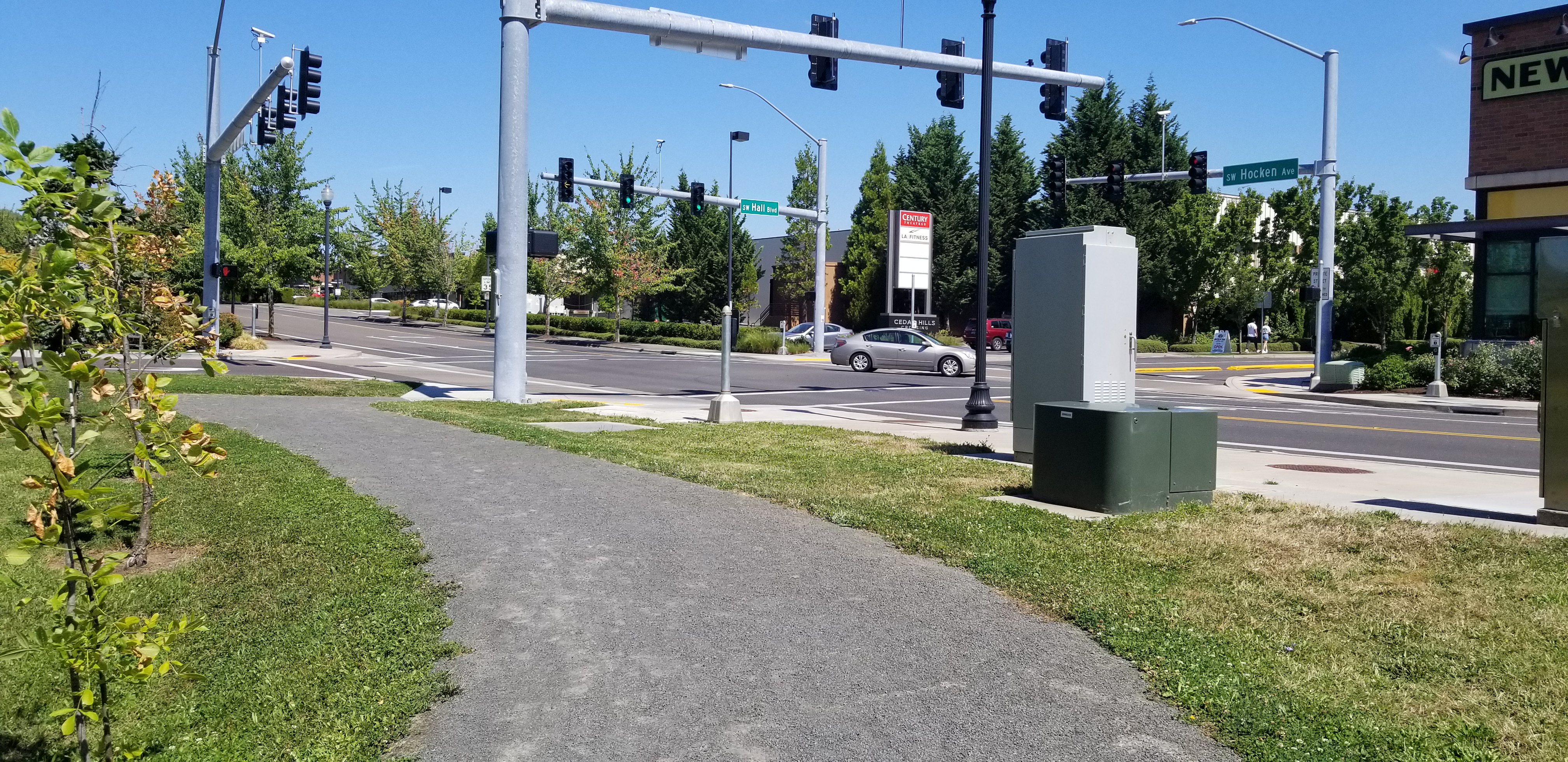 Intersection of SW Hocken Ave & SW Hall Blvd